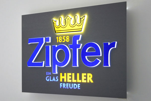 Leuchtschild Zipfer